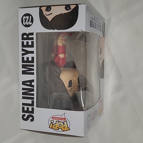 Funko Pop VEEP Selina Meyer - Picture 5 of 8